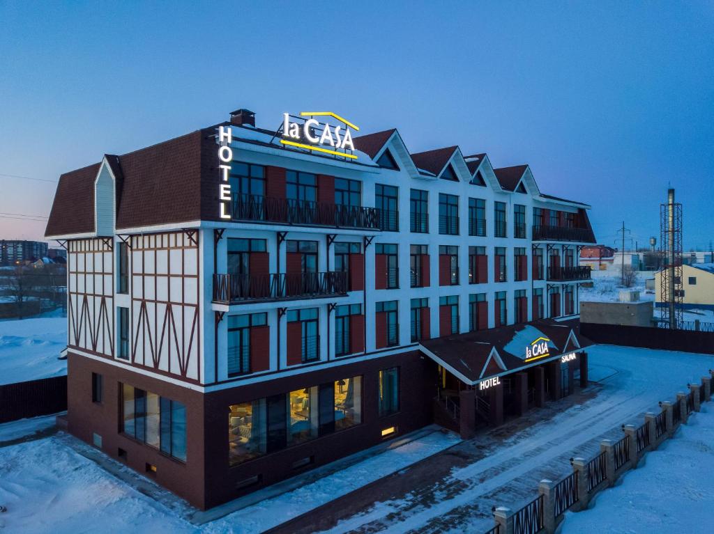 HOTEL «LA CASA»